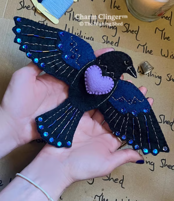 🎁Today Only 50% Off - 🖤 “Raven’s Keepsake – Guardian of Stitches” 🪡✨Includes all accessories