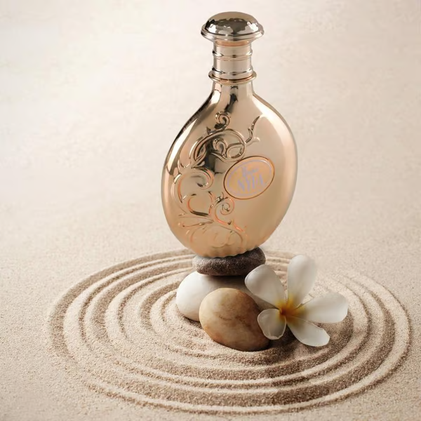 🌸 Nyla EDP by Arabiyat Prestige – A luxurious blend of fruity, floral & warm woody notes for an elegant, lasting scent 🌿💖