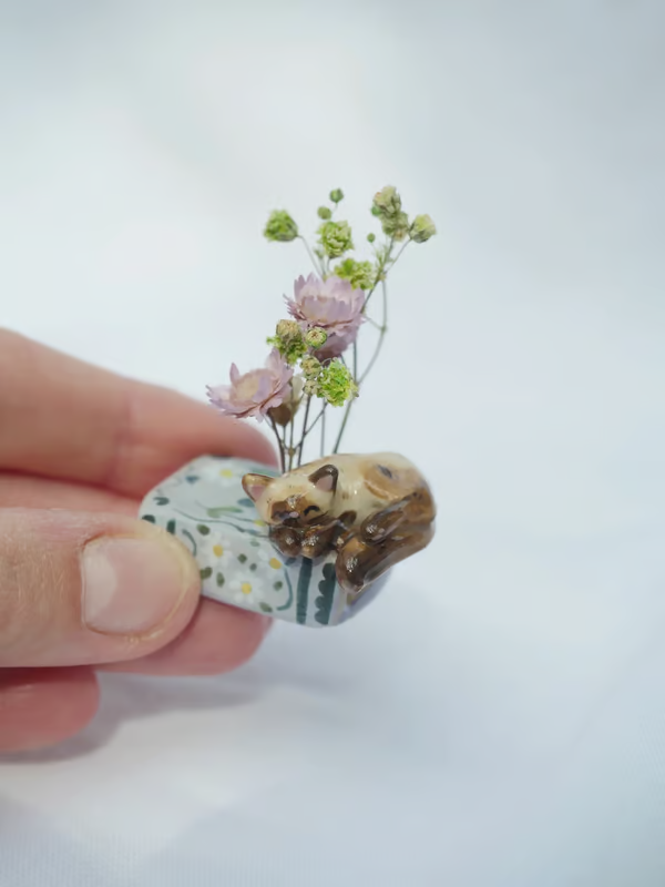 🔥Last Day: BUY 3 GET 1 FREE - 🦊🐈🐼Book Sculpture Animal Mini Vase Ornaments