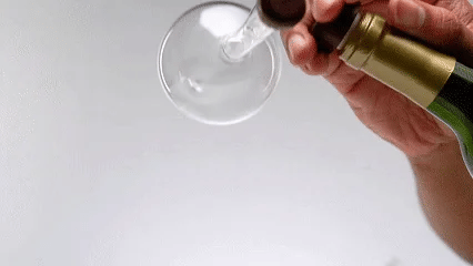 🔥Areadivino Wine Aerator & Decanter - Makes Your Wines Taste Better
