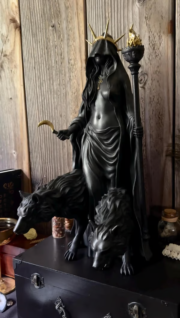 🔥Last Day 60% OFF🔮Hekate Niktipolos, The Witch of The Night🧙‍♀️