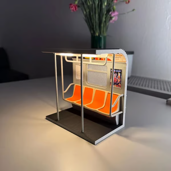 🚇NYC Subway Train Lamp – Includes 3 Interchangeable Posters🔥Buy 2 Free Shipping