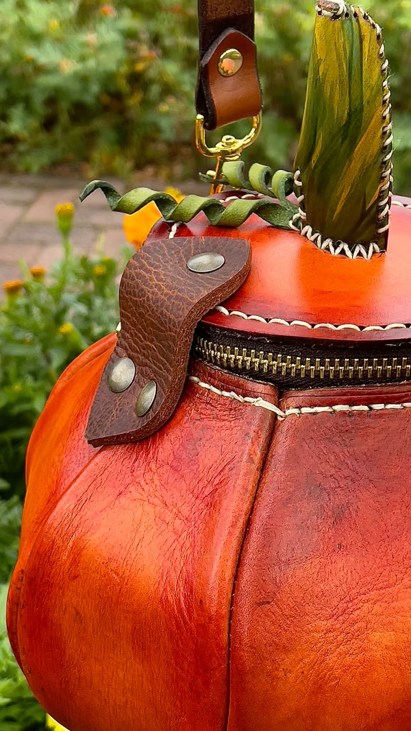 🔥Last Day 49% OFF - 🎃The Great Purely handmade leather Pumpkin Bag(✨Same as in the video)