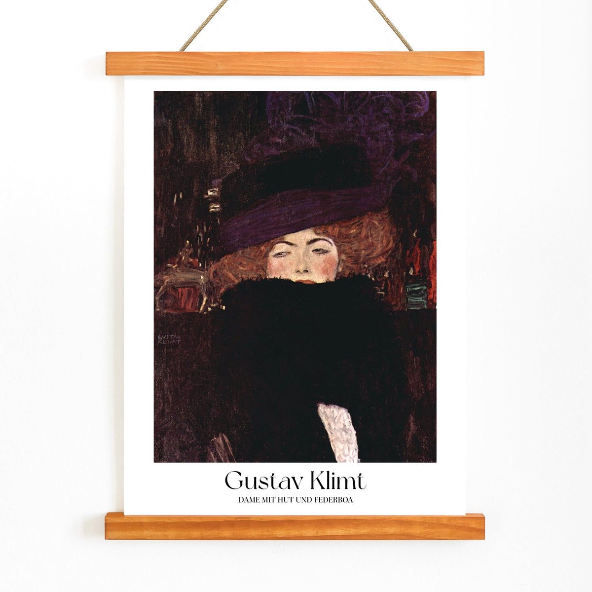Dame au chapeau et à la boa de plumes Canvas Print