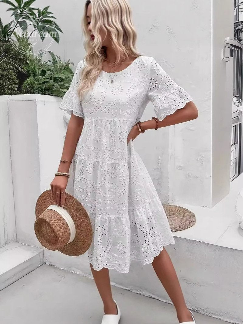 Women'S Solid Round Neck Floral Embroidered Lace Cutout Dress