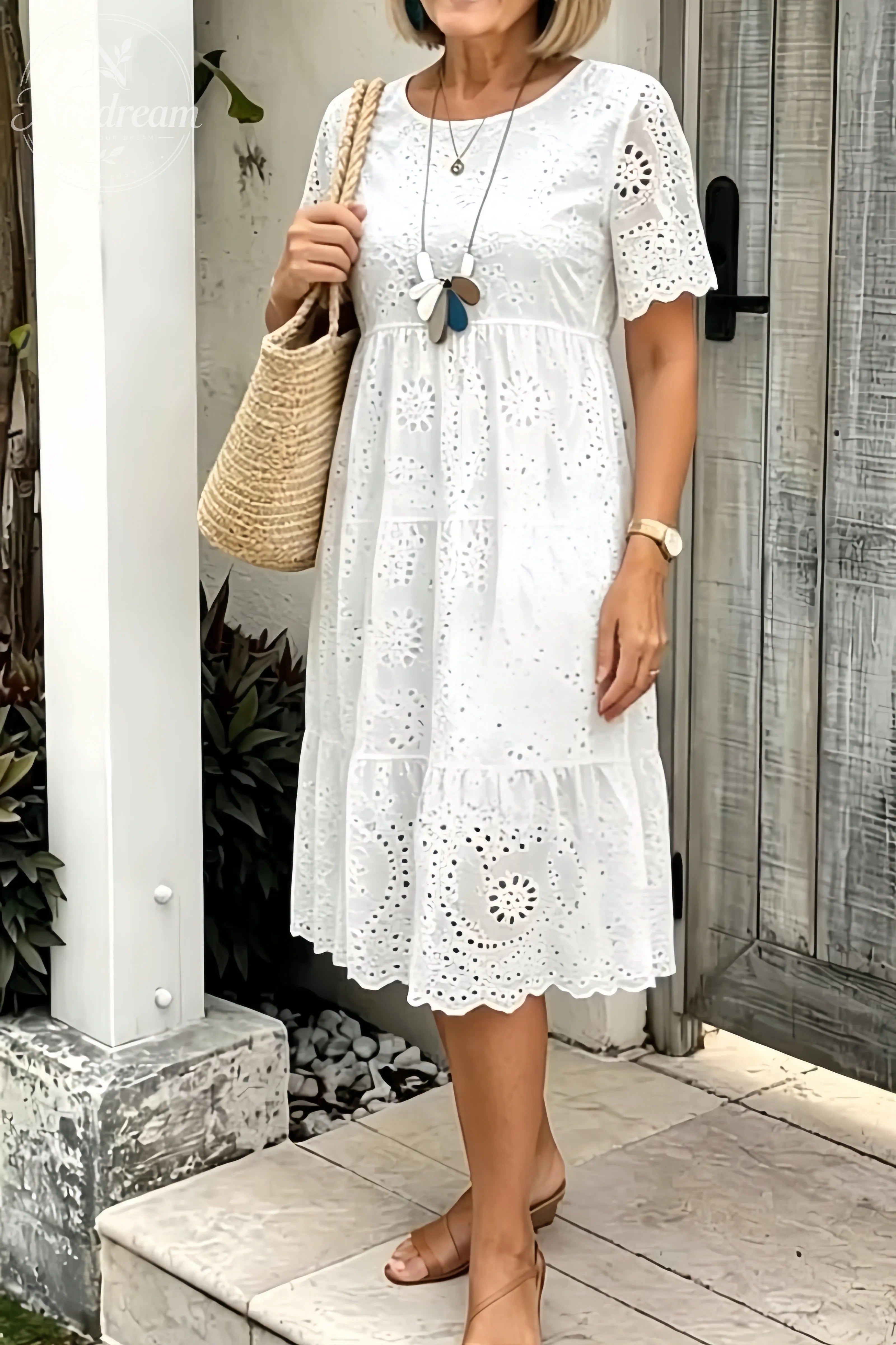 Women'S Solid Round Neck Floral Embroidered Lace Cutout Dress