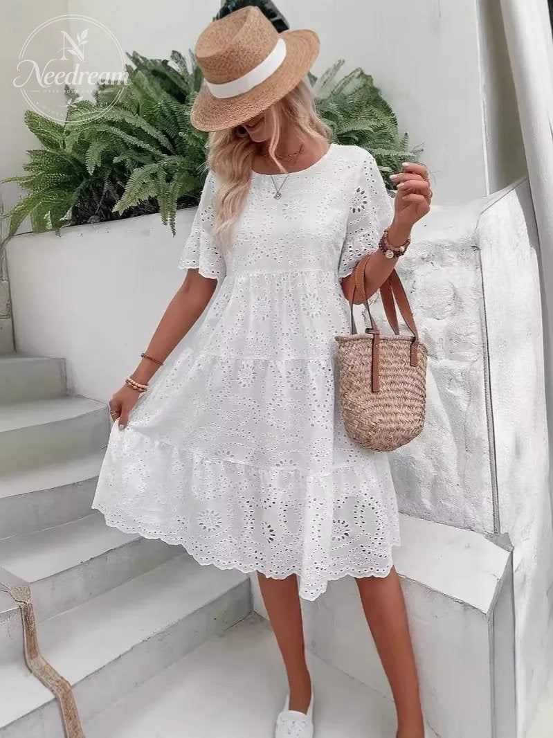 Women'S Solid Round Neck Floral Embroidered Lace Cutout Dress