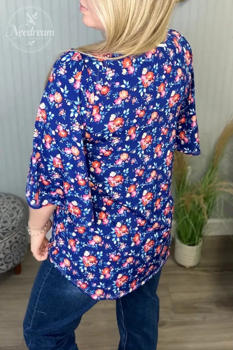 Slim-Fit Flowy Sleeve Top