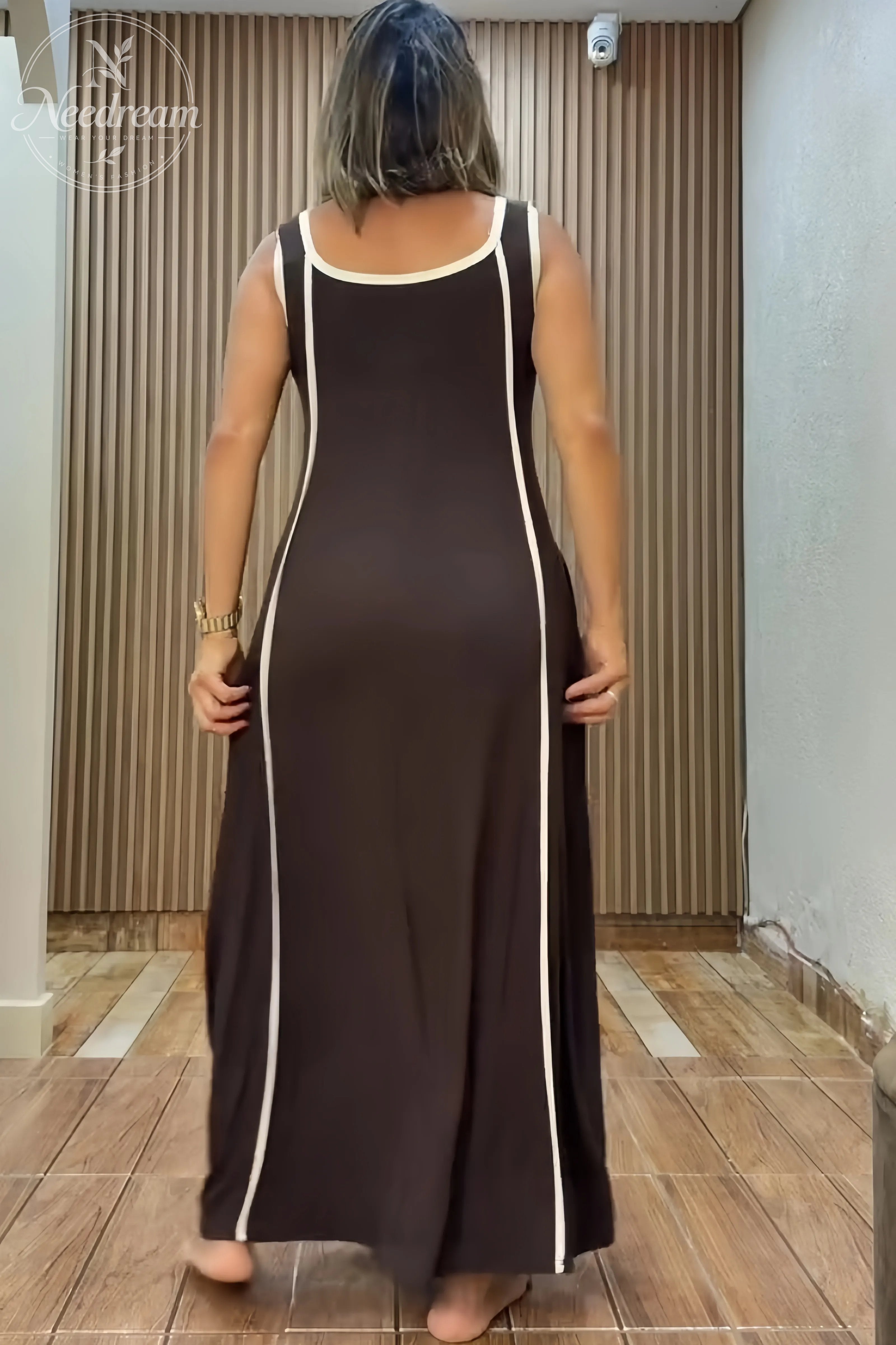 Piping Full Length A-Line Sleeveless Maxi Dress