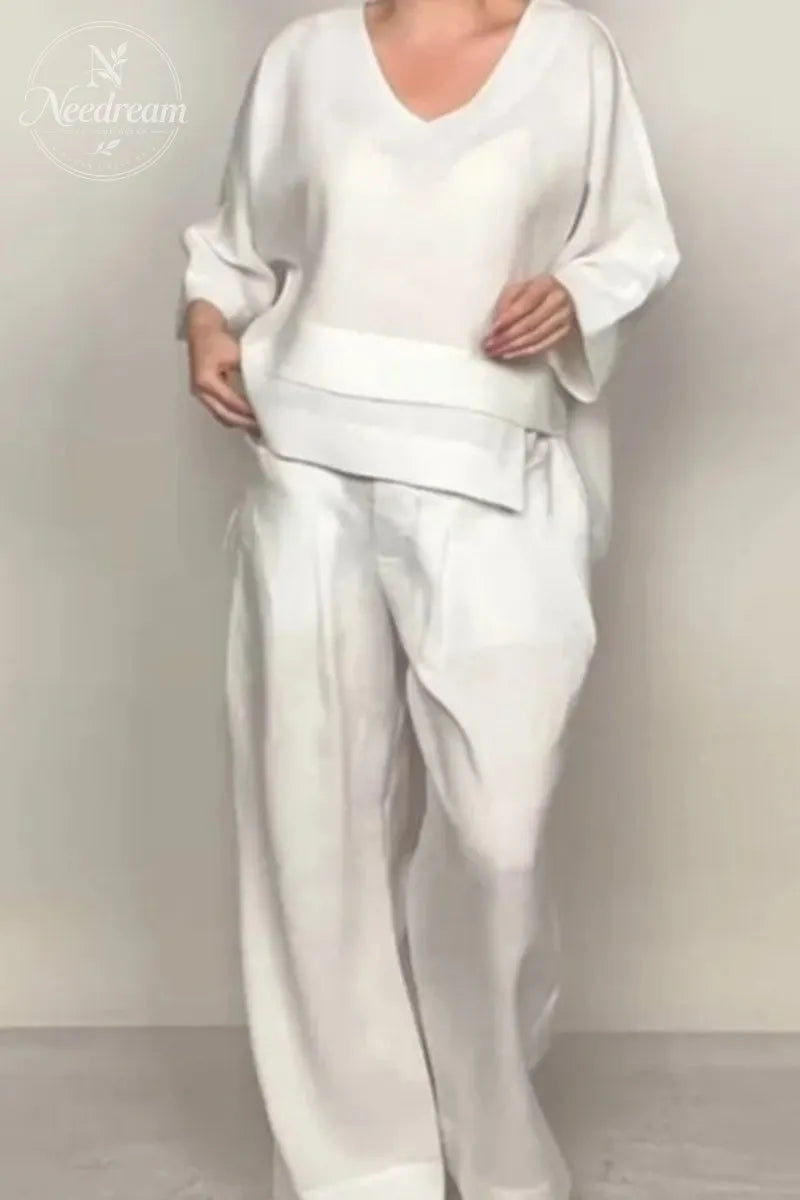 Complete Minimalist Set in Two Pieces