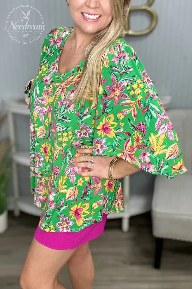 Slim-Fit Flowy Sleeve Top
