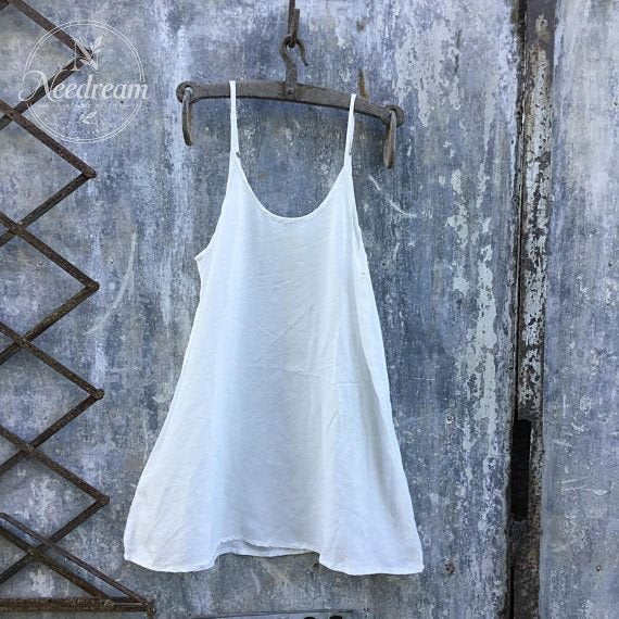 Ladies Cotton Loose Casual Sleeveless Round Neck Cami Top